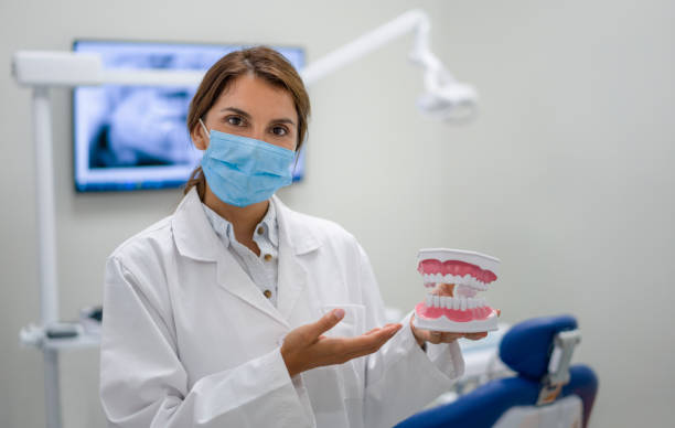 Best Broken or Chipped Tooth Repair in Uhland, TX